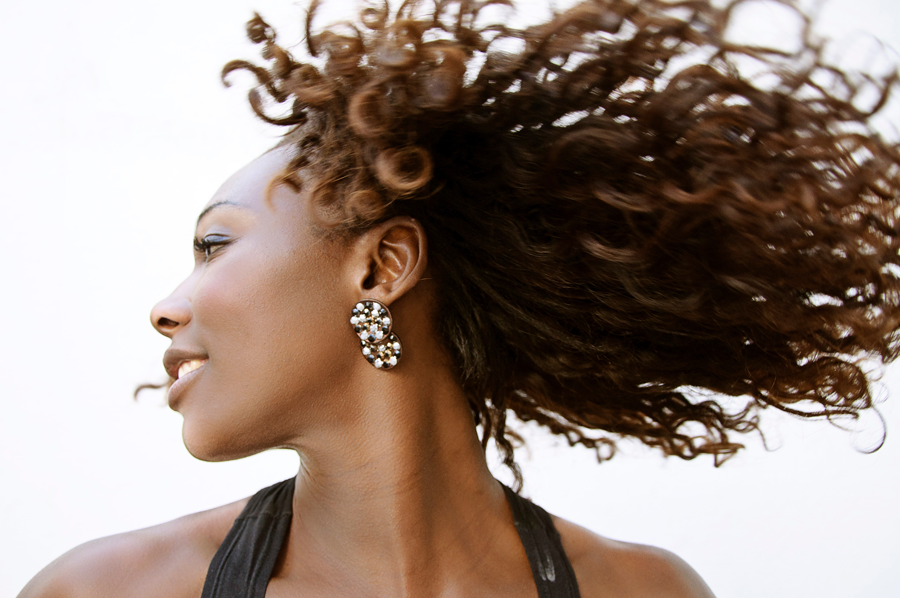 article-show-your-hair-who039s-boss